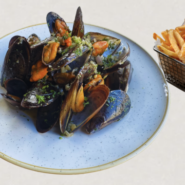 Moules marinières avec frites